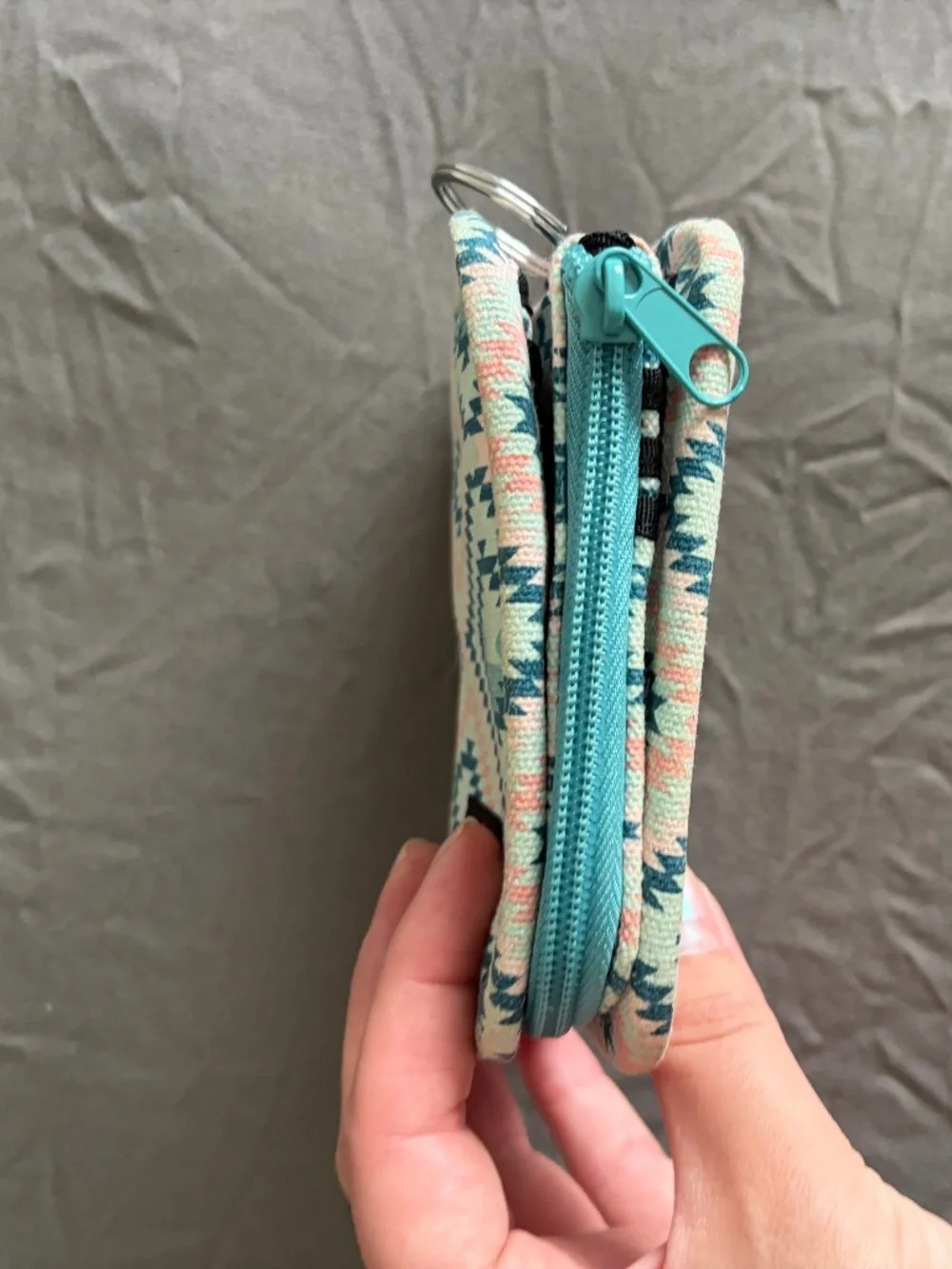 NWOT KAVU Zippy Wallet in Sunset Diamond Pattern! Teal, Pink, Travel, Utility
